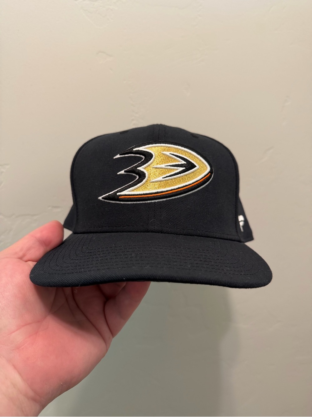 Anaheim Ducks Fanatics Black SnapBack Hat NHL Hockey Adjustable Cap One Size